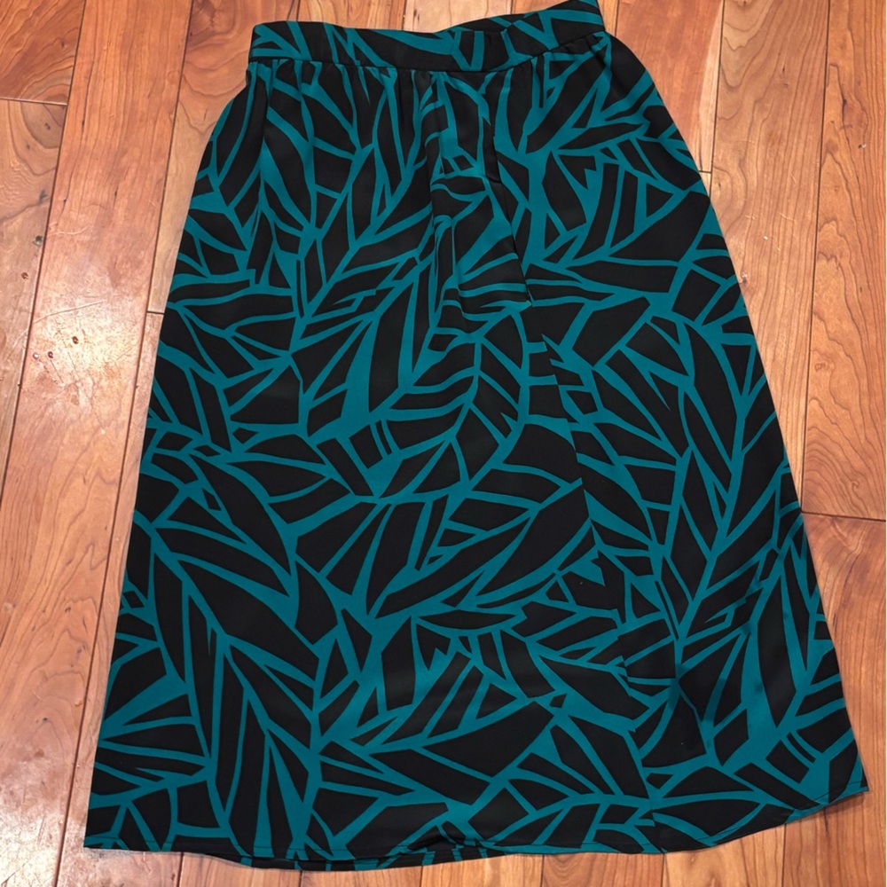 Black and Teal Leaf A-Line Skirt
